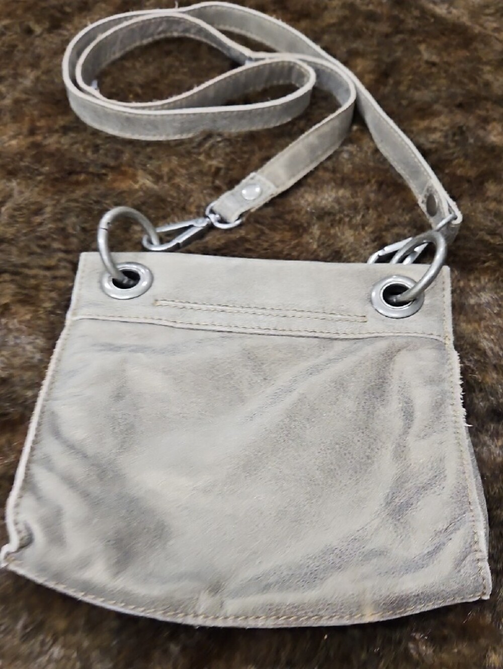 Hammitt Small Crossbody in Metallic Champagne. ☆Tony☆Pew-AN - Picture 6 of 11